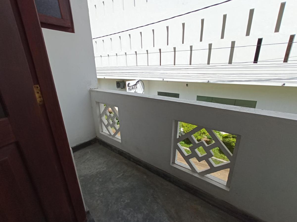 Bluebell Guest House Unawatuna Ngoại thất bức ảnh