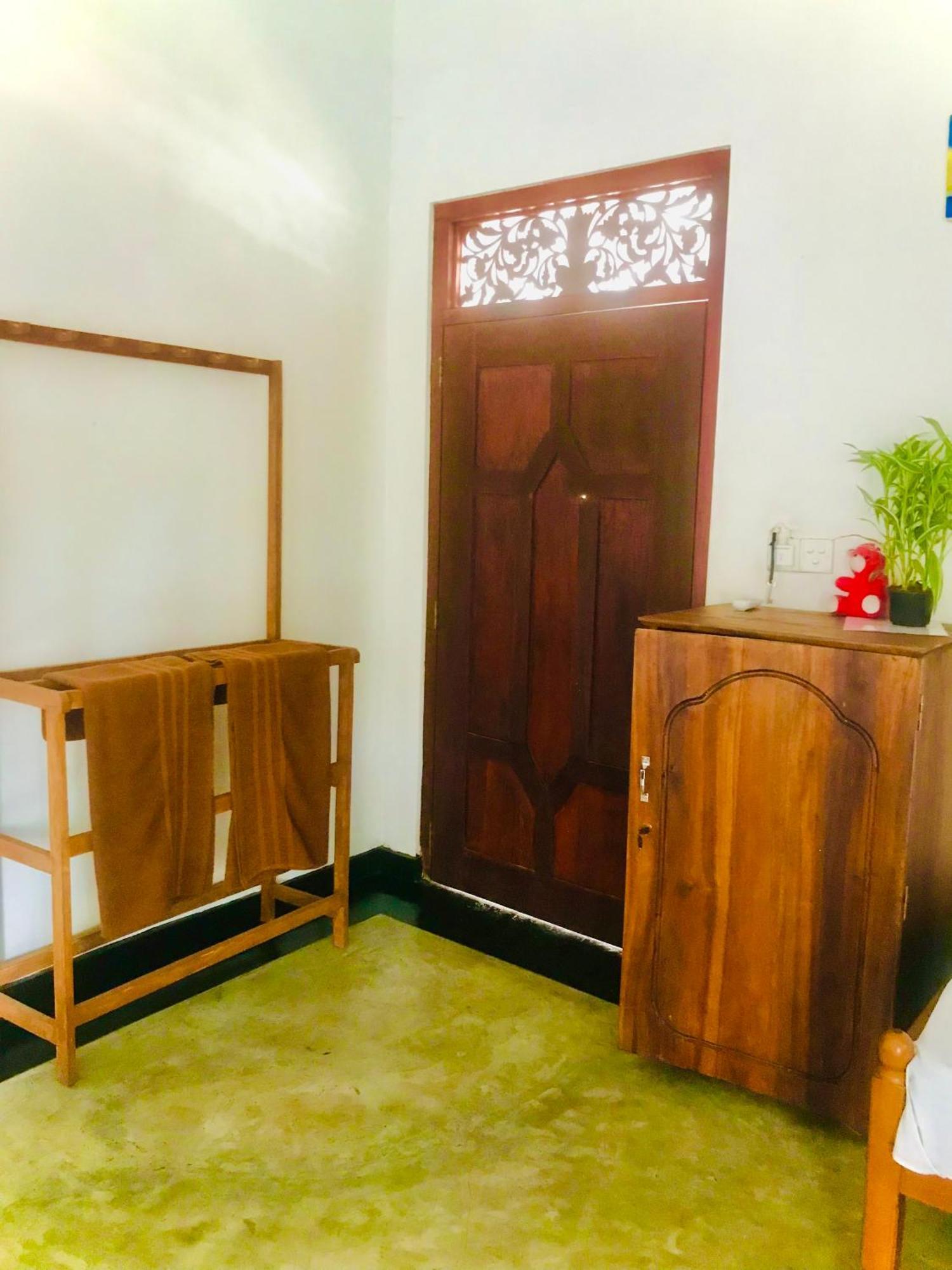 Bluebell Guest House Unawatuna Ngoại thất bức ảnh